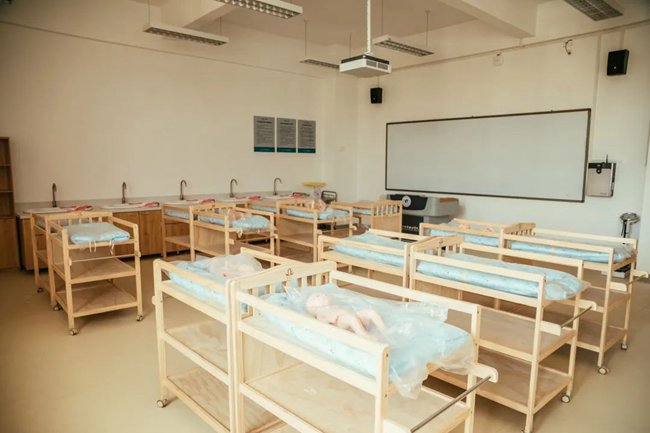 高鐵動車服務與管理專業