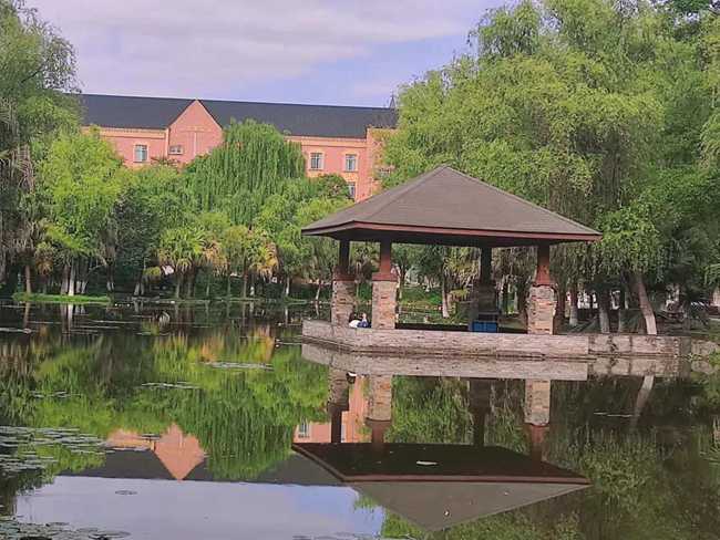 成都希望職業學校