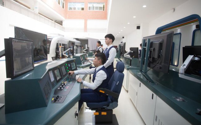 2026年四川五月花技師學院就業保障是什么,就業率